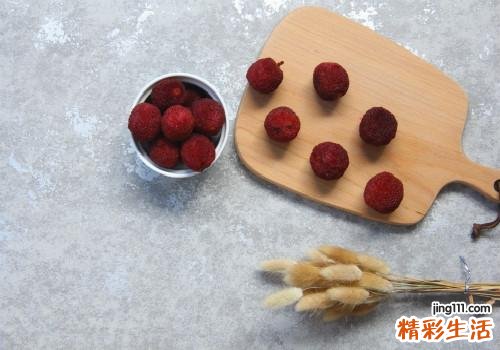 杨梅要怎么洗才干净 杨梅用盐水泡多久最好