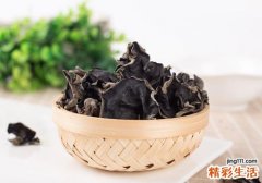 木耳炒之前要焯水吗 木耳没有焯水能吃吗