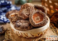干香菇用热水还是冷水泡 新鲜香菇发霉还能吃吗