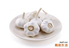 大蒜加白糖有什么功效 感冒、口臭试过大蒜白糖水吗？