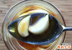 大蒜水加蜂蜜治咳嗽吗 注意：孕妇和2岁以下宝宝不能喝！