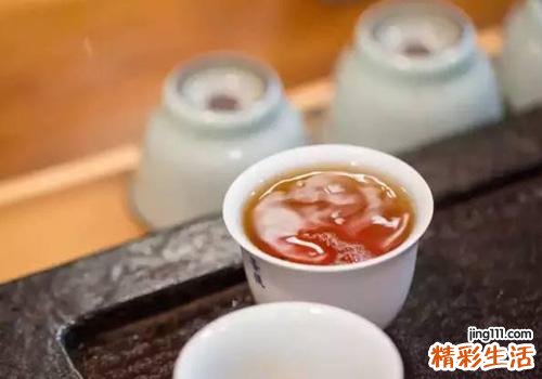 夏天祛湿喝什么茶 5款茶让湿气不再缠着你
