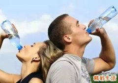 夏天出汗怎么补水 不是所有人都要喝盐水