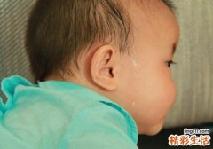 嘴唇上面爱出汗正常吗 并不是每个人都正常