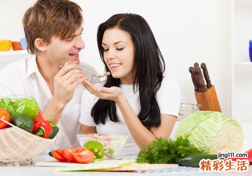 吃饭出汗多是什么原因 当心身体这里出了问题