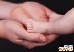一岁宝宝发烧38.5怎么办 这么做帮助宝宝快速退烧！