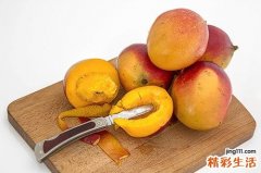 黄桃可以晒干吃吗 黄桃干有营养吗