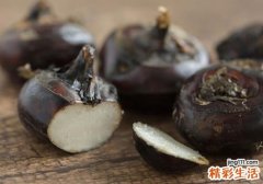 荸荠是生吃好还是熟吃好 荸荠要煮多长时间才能吃