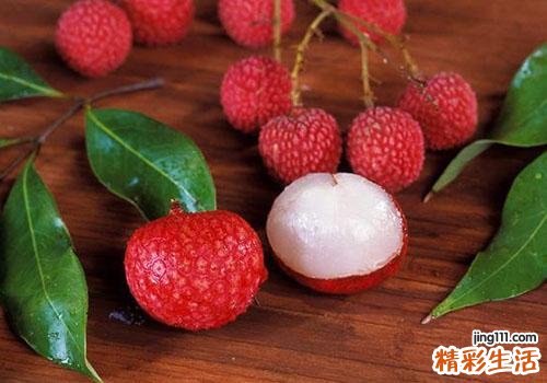 荔枝里的虫子可以吃吗