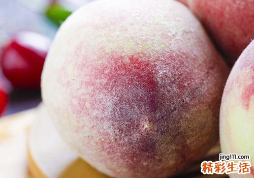 桃子有点烂了能不能吃 吃了烂桃子会怎样