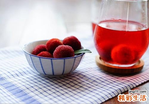 吃杨梅能喝酒吗 吃杨梅又喝酒了怎么办