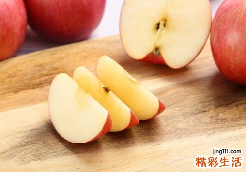 苹果长黑斑了能吃吗 苹果切开有黑斑能吃吗