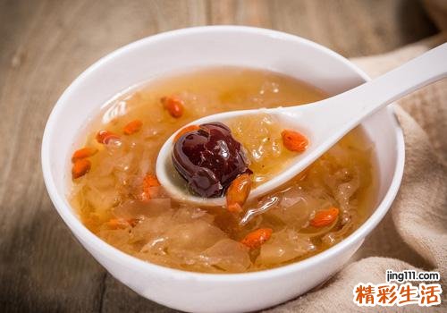 红枣鸡蛋汤能丰胸吗 吃红枣鸡蛋汤的好处