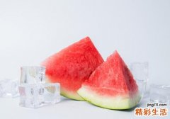 西瓜里面有白色的筋能吃吗 西瓜有白筋是怎么回事