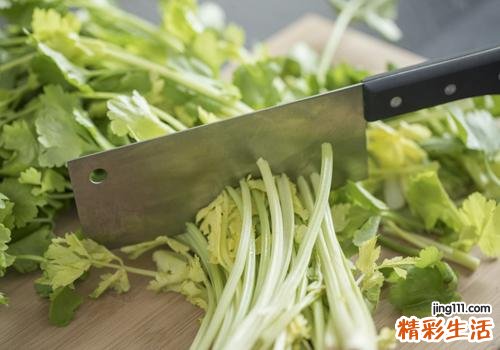 芹菜有减肥的功效吗 芹菜杀精是真的吗