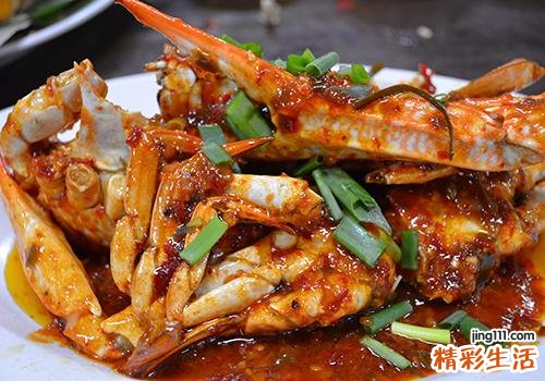 螃蟹能和海带一起吃吗 螃蟹和海带一起吃要注意什么
