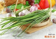 便秘可以吃韭菜吗 吃韭菜可以治便秘吗