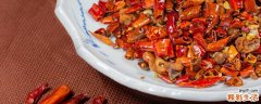 宫保鸡丁可以放木耳吗 做宫保鸡丁是鸡胸肉还是鸡腿肉