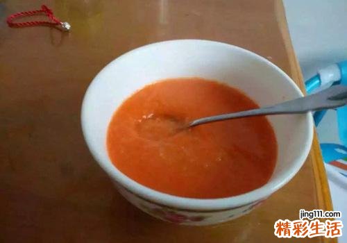 胡萝卜汁冲米粉可以给宝宝吃吗 胡萝卜冲米粉怎么冲给宝宝吃