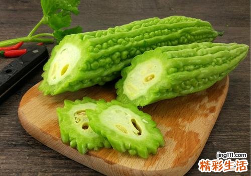 苦瓜可以生吃吗 苦瓜生吃有什么好处