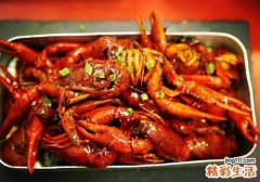 小龙虾可以和黄瓜一起吃吗 小龙虾和黄瓜一起吃的好处