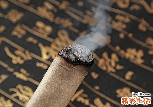 伏天艾灸出汗说明什么
