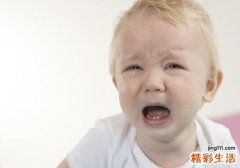 宝宝吃完消炎药发烧 怎么回事怎么办