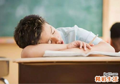 午睡后肚子胀气正常吗 午睡后肚子不舒服是怎么回事