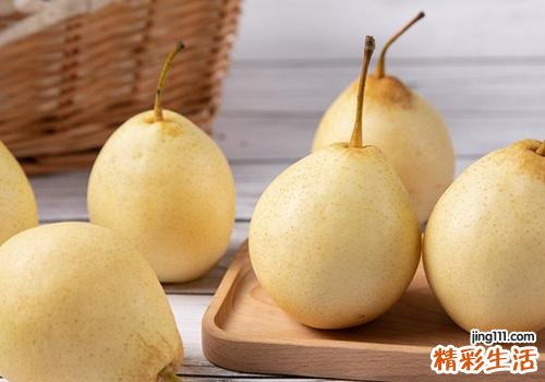 煮熟的梨有什么功效 吃梨子有什么注意事项