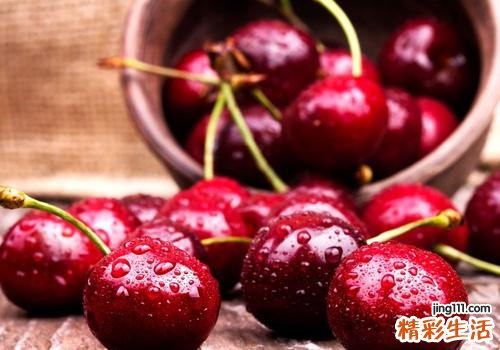 吃车厘子大便会变黑吗 吃车厘子大便黑色是正常的吗