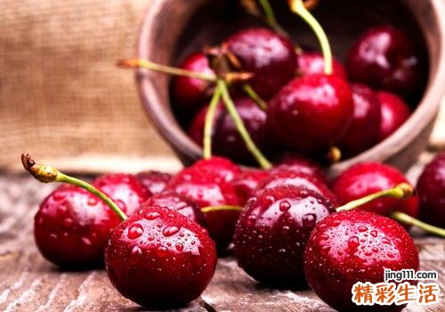 车厘子和草莓能一起吃吗 车厘子和草莓一起吃的好处