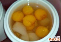 枇杷炖雪梨的功效 枇杷炖雪梨的制作方法