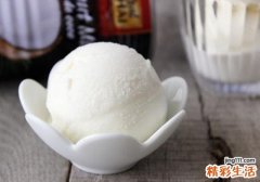 椰香樱桃冰淇淋