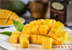 晚上吃芒果好吗 芒果吃多了会怎么样