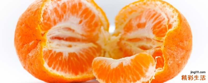 橘子中间白色的是什么 橘子表皮有白色粉末是什么