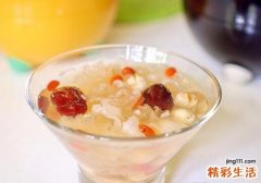 来月经可以喝银耳莲子红枣汤吗 有什么好处吗？