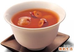 桂圆干红枣泡水喝的功效 补血养颜的美茶来了！