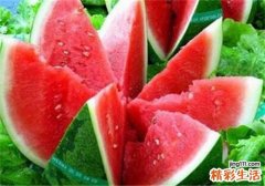 多吃西瓜有什么好处 夏天吃西瓜原来有这么多好处