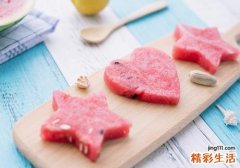 西瓜和柠檬可以一起吃吗 西瓜和柠檬一起吃会怎样