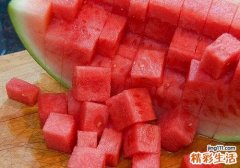 晚上吃西瓜可以减肥吗 晚上吃西瓜子会胖吗