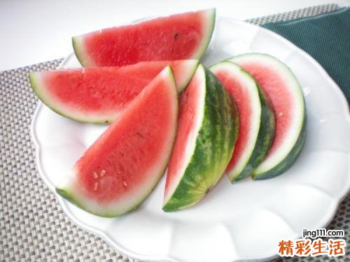 西瓜什么人群不能吃 吃西瓜的注意事项