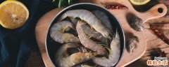 基围虾可以和西瓜一起吃吗 吃基围虾不能和什么食物一起吃