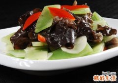 山药木耳炒莴笋