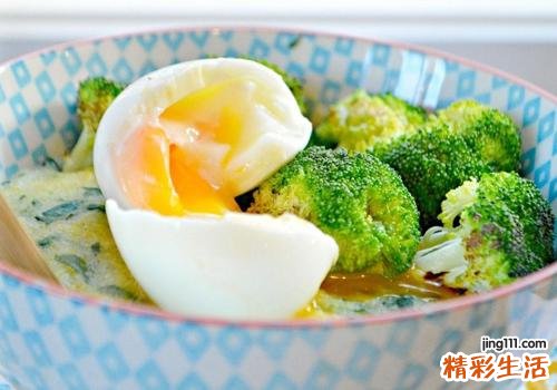 西兰花可以和鸡蛋一起吃吗 西兰花和鸡蛋一起吃的好处