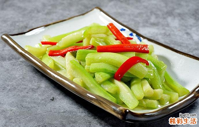 丝瓜肉变黑了还能吃吗 丝瓜切了为什么会变黑
