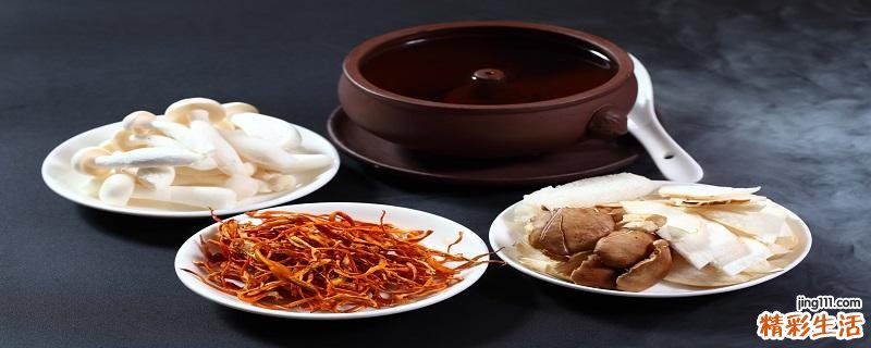 买蘑菇怎么挑选好的 干蘑菇用什么水泡最好