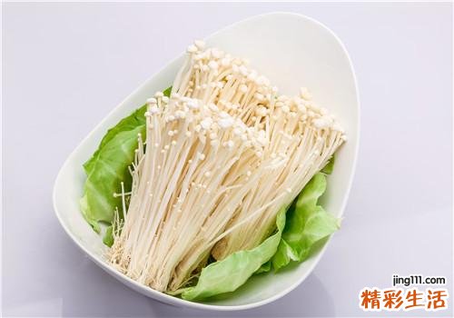 食用金针菇有什么好处 吃金针菇的注意事项
