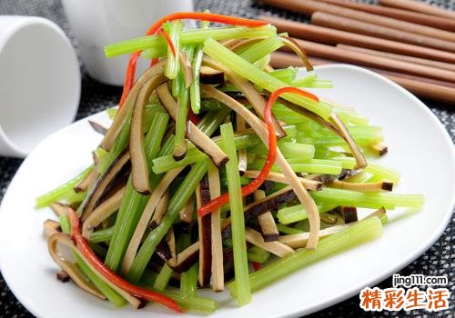 吃芹菜杀精吗