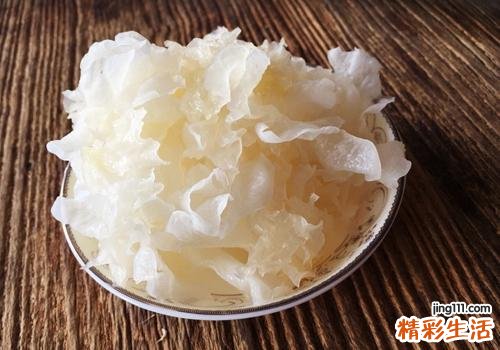 吃银耳有什么好处 来三碗都不嫌多