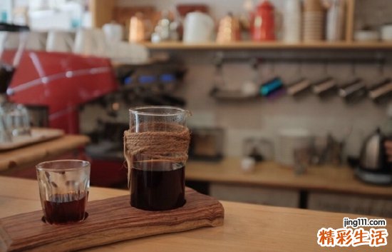 3 网络轻舞飞扬 难掩精神空虚